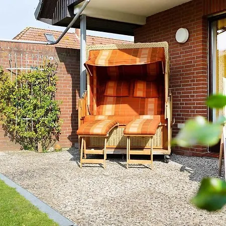 Britschock Mit Eingezaeuntem Garten Und Sauna Holiday home Friedrichskoog-Spitz