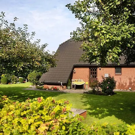 Holiday home Britschock Mit Eingezaeuntem Garten Und Sauna *