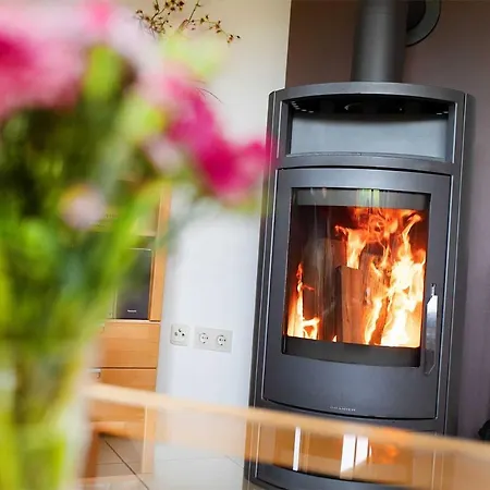 Britschock Mit Eingezaeuntem Garten Und Sauna * Friedrichskoog-Spitz
