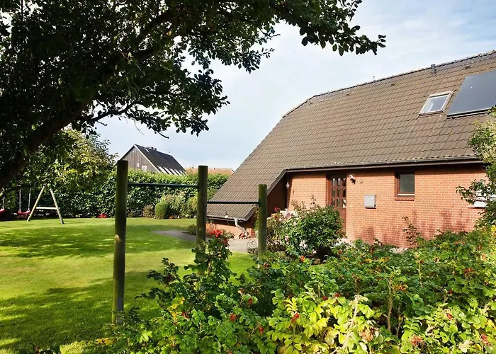 Britschock Mit Eingezaeuntem Garten Und Sauna * Friedrichskoog-Spitz