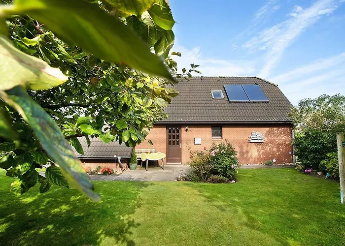 Britschock Mit Eingezaeuntem Garten Und Sauna Friedrichskoog-Spitz